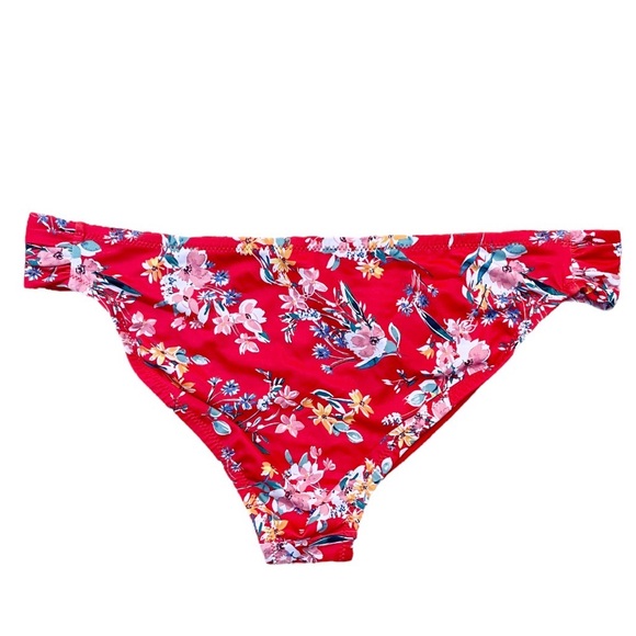 Jessica Simpson Chantily Lace Hipster Bikini Bottoms - Picture 4 of 8